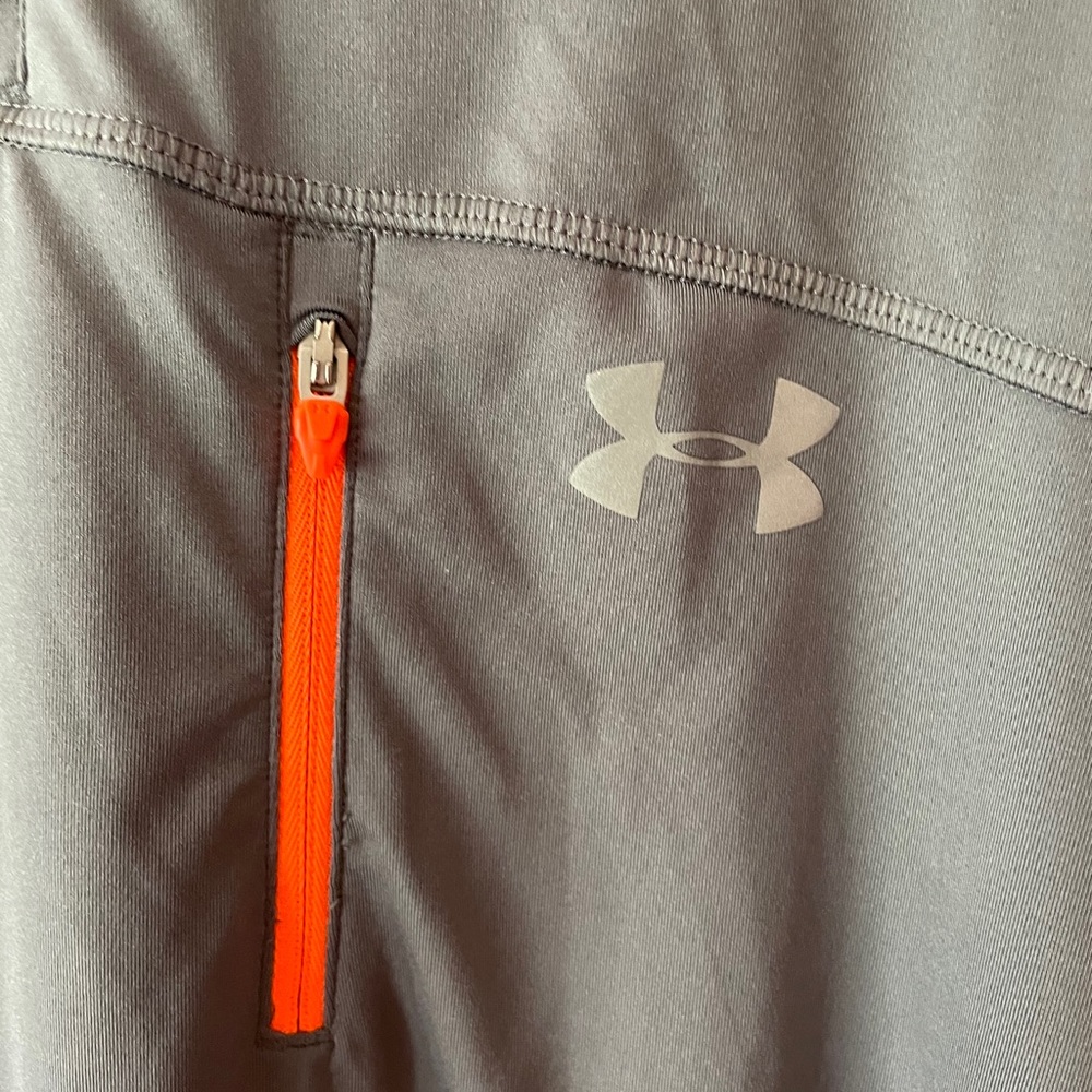 Under armour Men’s shirt size large - Picture 2 of 7